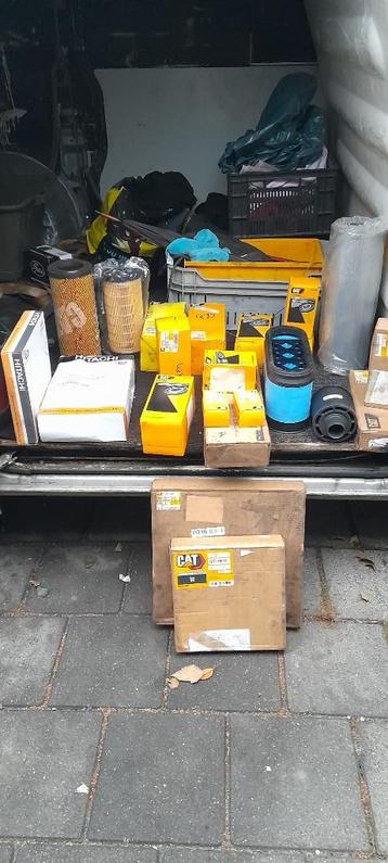 Caterpillar filters beschikbaar voor biedingen