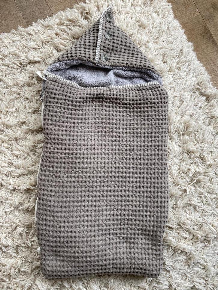 Koeka voetenzak wafel teddy – zandgrijs, Kinderen en Baby's, Dekens, Slaapzakjes en Inbakerproducten, Zo goed als nieuw, Overige typen