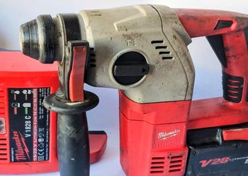 Milwaukee 28v boorhamer lees tekst beschikbaar voor biedingen