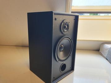 Enkele T+A Triton TR1 speaker beschikbaar voor biedingen
