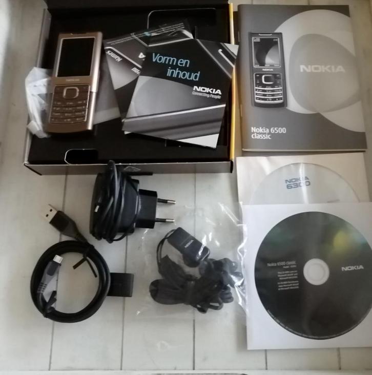 Nokia 6500 Classic Bronze/Brown met Toebehoren, Telecommunicatie, Mobiele telefoons | Nokia, Gebruikt, Zonder abonnement, Zonder simlock
