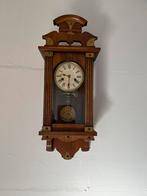 Klok met sleutel in goede staat, Ophalen of Verzenden