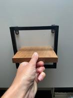 2 mini teakhouten plankjes voor aan de muur, Ophalen of Verzenden, Zo goed als nieuw