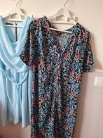 2 mooie zomerjurkjes mt M: Monki en Fame!, Kleding | Dames, Jurken, Maat 38/40 (M), Blauw, Ophalen of Verzenden, Zo goed als nieuw