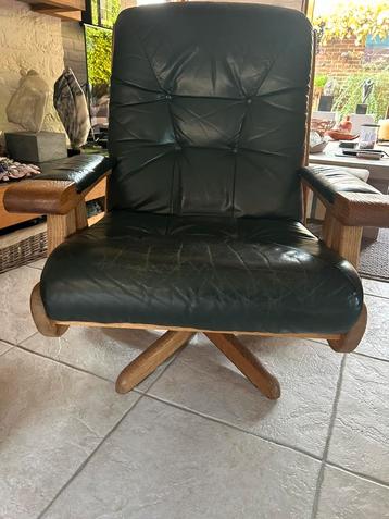 Lederen draai fauteuil groen beschikbaar voor biedingen