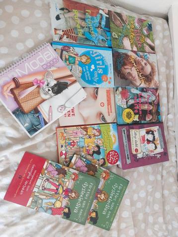 9 boeken,  een voorleesboek, knutselboek beschikbaar voor biedingen