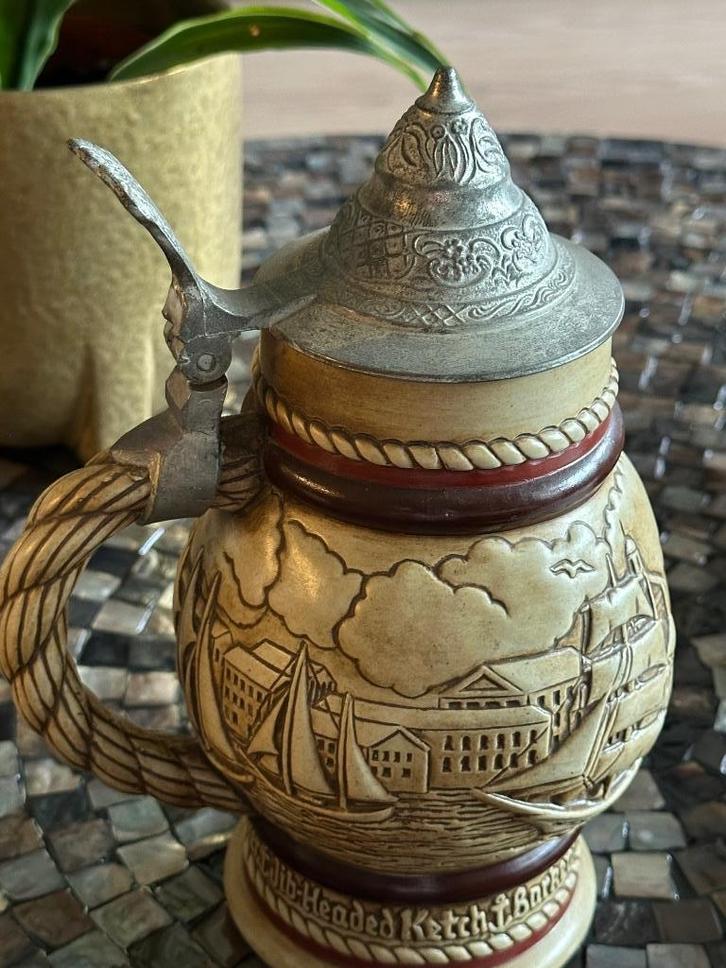 Avon bierpul, Verzamelen, Biermerken, Zo goed als nieuw, Pul(len), Overige merken, Ophalen of Verzenden