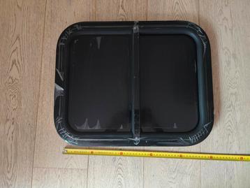 Schuifraam met vliegen raam 500 x 450mm beschikbaar voor biedingen