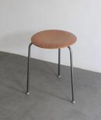 Arne Jacobsen Dot Stoel, Gebruikt, Bruin, Ophalen of Verzenden, Eén