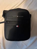 Tommy Hilfiger schoudertas heren, Sieraden, Tassen en Uiterlijk, Tassen | Schoudertassen, Overige merken, Zwart, Nieuw, Ophalen of Verzenden