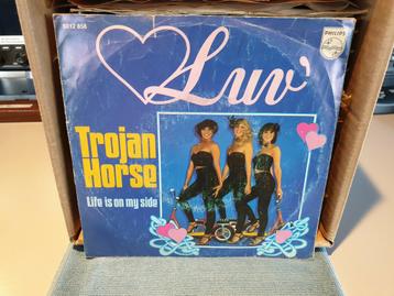 Luv - Trojan Horse (b3) beschikbaar voor biedingen