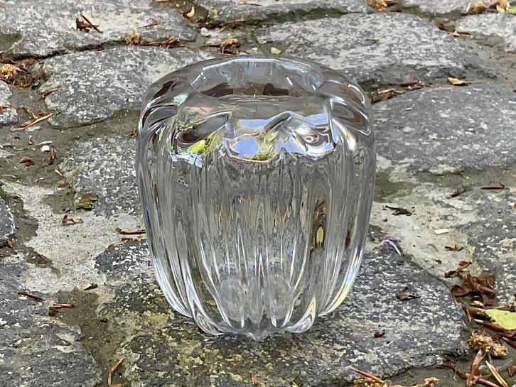 Val St Lambert, België: art deco vaasje met ribben ca. 1940, Antiek en Kunst, Antiek | Glas en Kristal, Ophalen of Verzenden