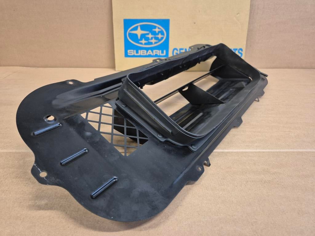 subaru impreza bugeye 01-03 STI intercooler splitter oem, Auto-onderdelen, Carrosserie en Plaatwerk, Subaru, Gebruikt, Voor, Ophalen of Verzenden