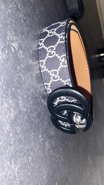 Riemen beschikbaar voor biedingen