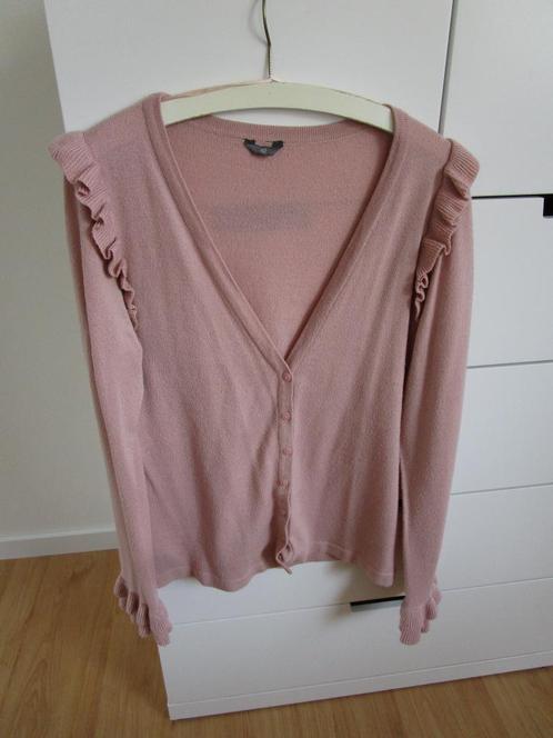 Vestje met ruffle randjes - maat 42 - oudroze, Kleding | Dames, Truien en Vesten, Gedragen, Maat 42/44 (L), Roze, Ophalen of Verzenden