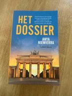 Het Dossier - Anya Niewierra, Ophalen of Verzenden, Zo goed als nieuw, Nederland