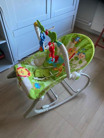 Stevig baby stoeltje / wipstoeltje  beschikbaar voor biedingen