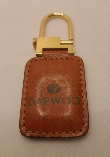 Mooie oude vintage sleutelhanger Daewoo auto's  beschikbaar voor biedingen