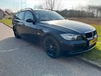 BMW 3-Serie 2.0 318 I Touring 2006 Zwart (goede staat), Auto's, BMW, 13 km/l, 4 cilinders, 129 pk, Zwart