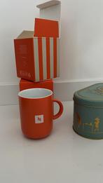 Twee oranje nespresso mokken, Huis en Inrichting, Keuken | Servies, Ophalen of Verzenden, Glas, Overige stijlen, Kop(pen) en/of Schotel(s)