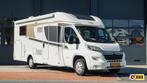 Carado T447 met Hefbed, Achteruitrijcamera, Watertank (Schoon), Bedrijf, L-zit