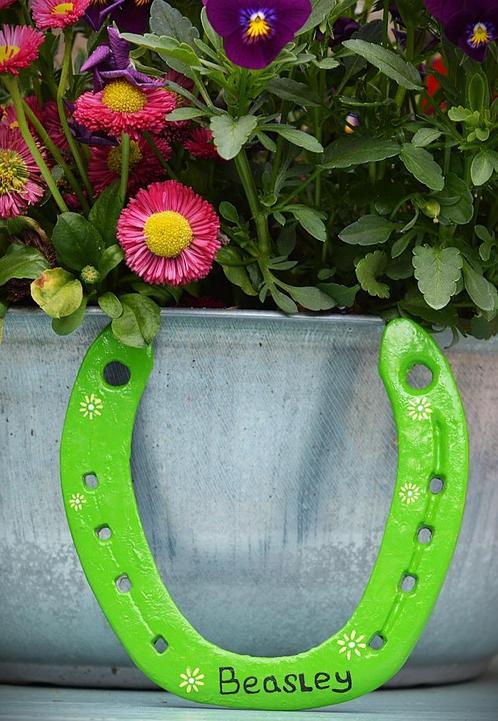 Hoefijzer naambordje/decoratie hoefijzer  *MOEDERDAG TIP*, Dieren en Toebehoren, Paarden en Pony's | Overige Paardenspullen, Nieuw