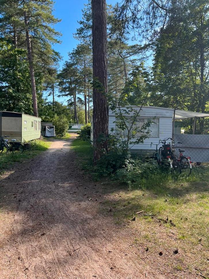 Fijne caravan Bakkum te koop ZONDER plek, Caravans en Kamperen, Caravans, Particulier, tot en met 6, Standaardzit, Ophalen