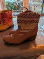 Bohemian laarsjes (van Kindred) maat 39-40, Ophalen of Verzenden, Gedragen, Rood