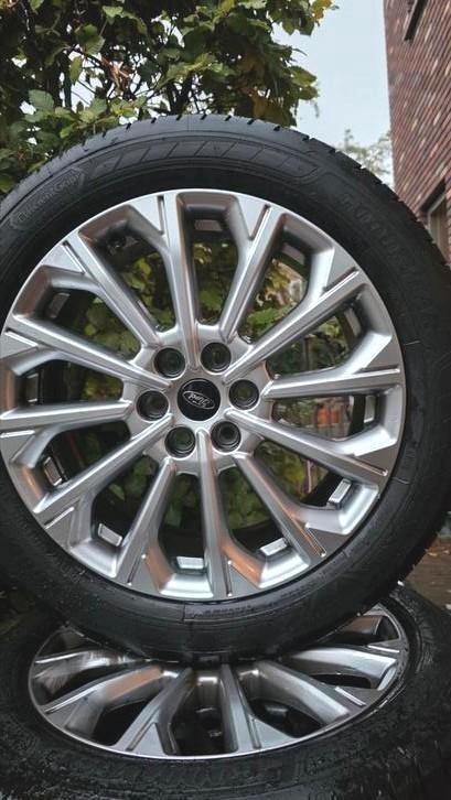 Demo set Ford Transit Custom 2024- 19 inch👌 zomerset, Auto-onderdelen, Banden en Velgen, Banden en Velgen, Zomerbanden, 19 inch