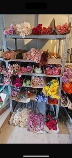 Webshop in kunstbloemen met voorraad, Zakelijke goederen, Exploitaties en Overnames