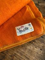 Vintage, retro wollen oranje deken jaren 70 Aabe (2-zijdig), Huis en Inrichting, Woonaccessoires | Plaids en Woondekens, Gebruikt