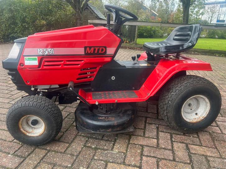 Zitmaaier MTD 13,5/91 met zij-uitworp en trekhaak!, Tuin en Terras, Grasmaaiers, Zo goed als nieuw, 50 cm of meer, Ophalen