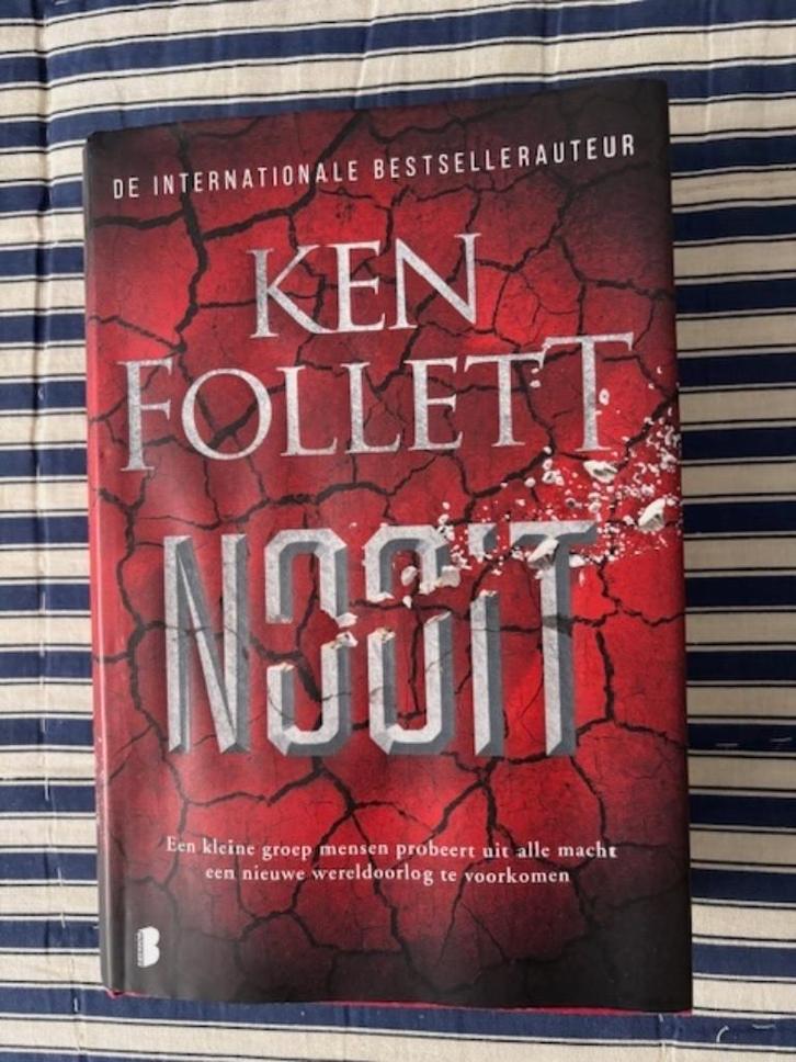 Ken Follet - NOOIT, Boeken, Thrillers, Zo goed als nieuw, Ophalen of Verzenden