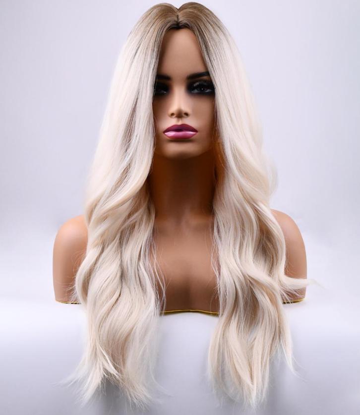 Lange Blonde Vrouwen Pruik Met Slag Dames Golven Blond Haar, Sieraden, Tassen en Uiterlijk, Uiterlijk | Haarverzorging, Nieuw