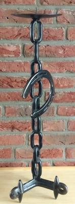 staande kandelaar 3-voet smeedijzer , volgnr 26, Overige materialen, Gebruikt, 50 tot 75 cm, Zwart