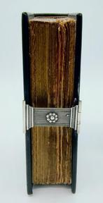 Bijbel met zilveren slot, H.H. van de Dool, Schoonhoven 1839, Antiek en Kunst, Verzenden