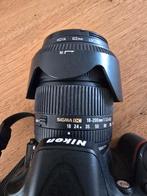 Nikoncamera met kleine en grote tas, Ophalen, Gebruikt, Spiegelreflex, 8 keer of meer