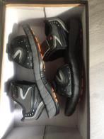 Nieuw maat 39/40 strandschoenen waterschoenen slippers grijs, Ophalen of Verzenden, Zo goed als nieuw, Grijs