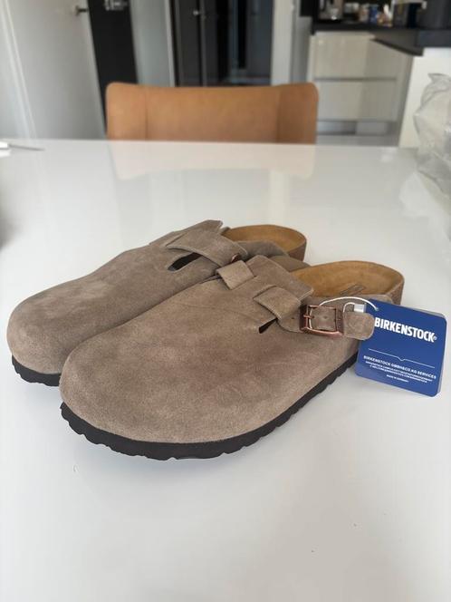Birkenstock Boston Taupe Maat 44 NIEUW, Kleding | Dames, Schoenen, Nieuw, Overige kleuren, Ophalen of Verzenden