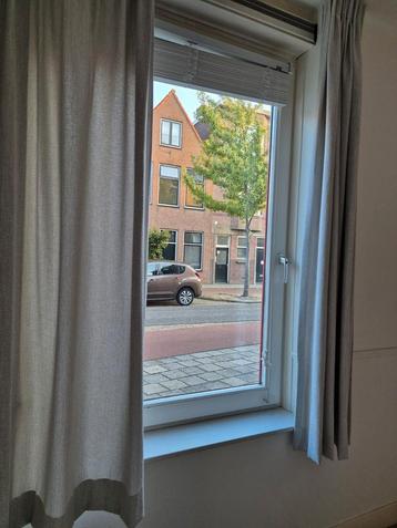 Gordijnen (beige/greige)  beschikbaar voor biedingen