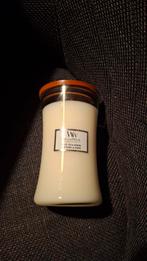 Nieuwe WoodWick Kaars - White Tea & Jasmine, Overige materialen, Crème, Nieuw, Ophalen of Verzenden