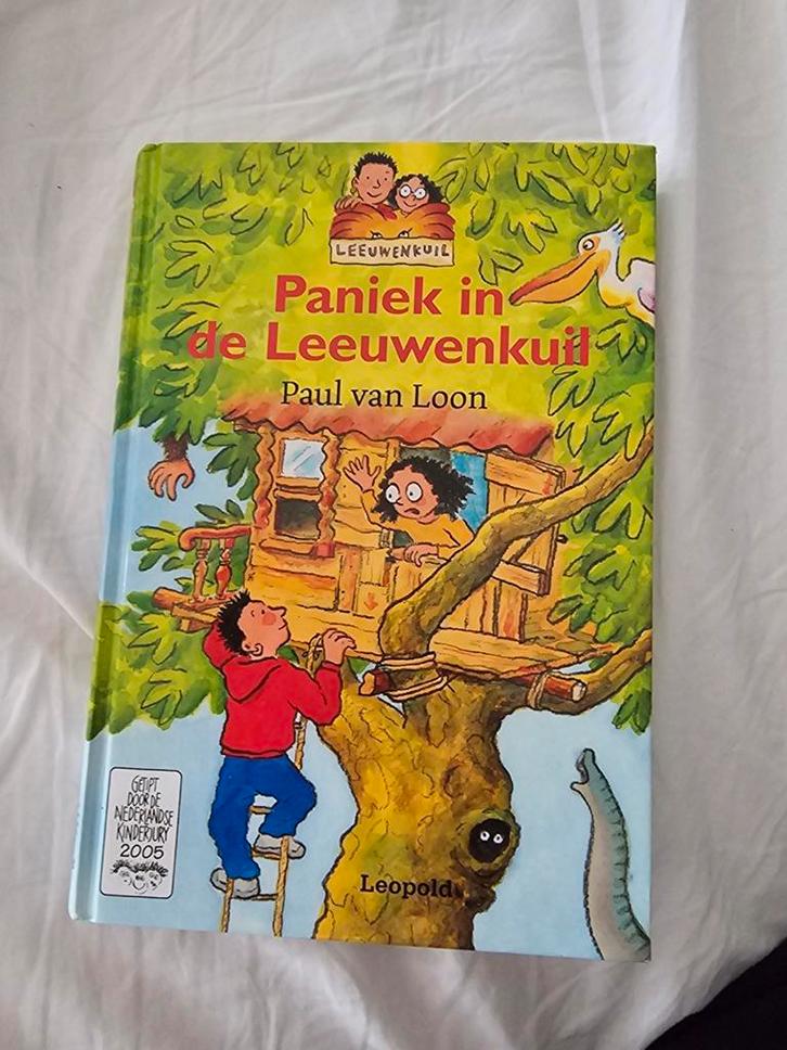 Paul van Loon - Paniek in de Leeuwenkuil, Boeken, Kinderboeken | Jeugd | onder 10 jaar, Zo goed als nieuw, Ophalen of Verzenden