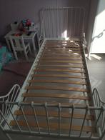 Ikea meegroei bed Minnen wit, Huis en Inrichting, Slaapkamer | Bedden, Ophalen, Verstelbaar, Eenpersoons, Wit