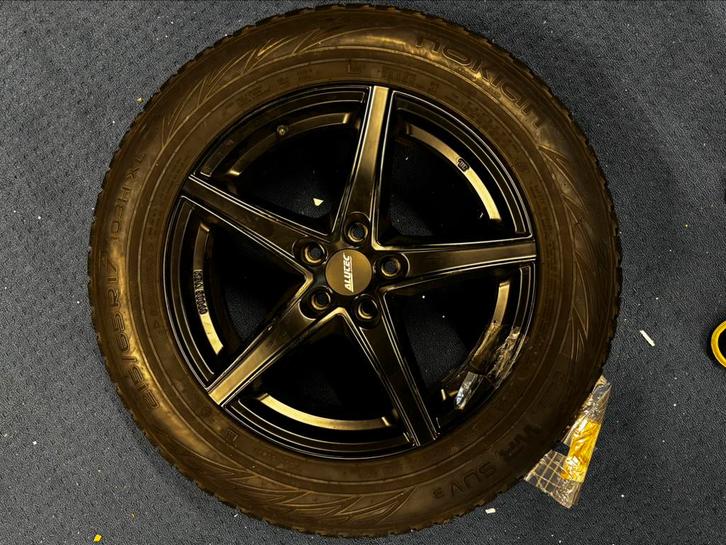 ZGAN! Nokian auto band en alutec velg 18 inch €166,99, Auto-onderdelen, Banden en Velgen, Banden en Velgen, All Season, 18 inch