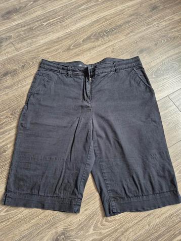 C&A Canda Comfort Fit Zwarte korte broek, maat 42 beschikbaar voor biedingen