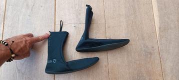 Olaian Kinder Neopreen / surfschoen  beschikbaar voor biedingen