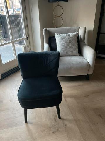 COCKTAIL FAUTEUIL IN ZWART VELVET IN NIEUWSTAAT beschikbaar voor biedingen