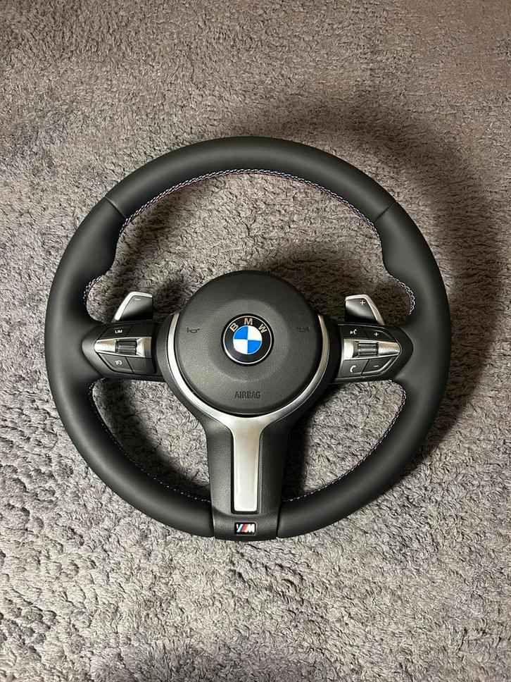 BMW F10 M sport Stuur - Nieuwstaat - Compleet, Auto-onderdelen, Besturing, BMW, Nieuw, Ophalen of Verzenden