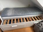 Handig uitschuifbaar Ikea Brimnes bed + lades matras 195x80, Gebruikt, 90 cm, Eenpersoons, Wit