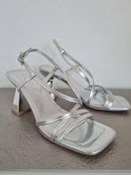 Zilveren sandalen, zgan 39, Overige kleuren, Zo goed als nieuw, Sandalen of Muiltjes, Ophalen of Verzenden